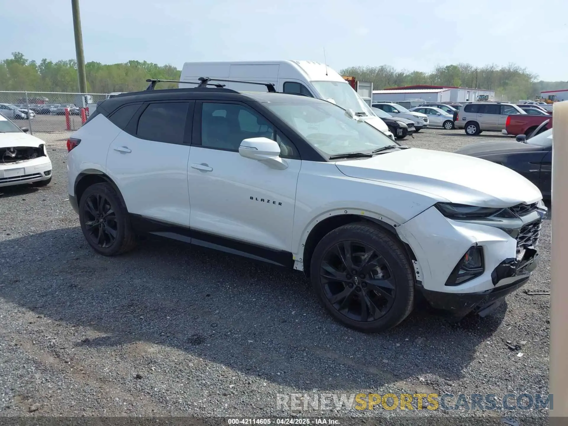 1 Фотография поврежденного автомобиля 3GNKBKRS0NS222919 CHEVROLET BLAZER 2022