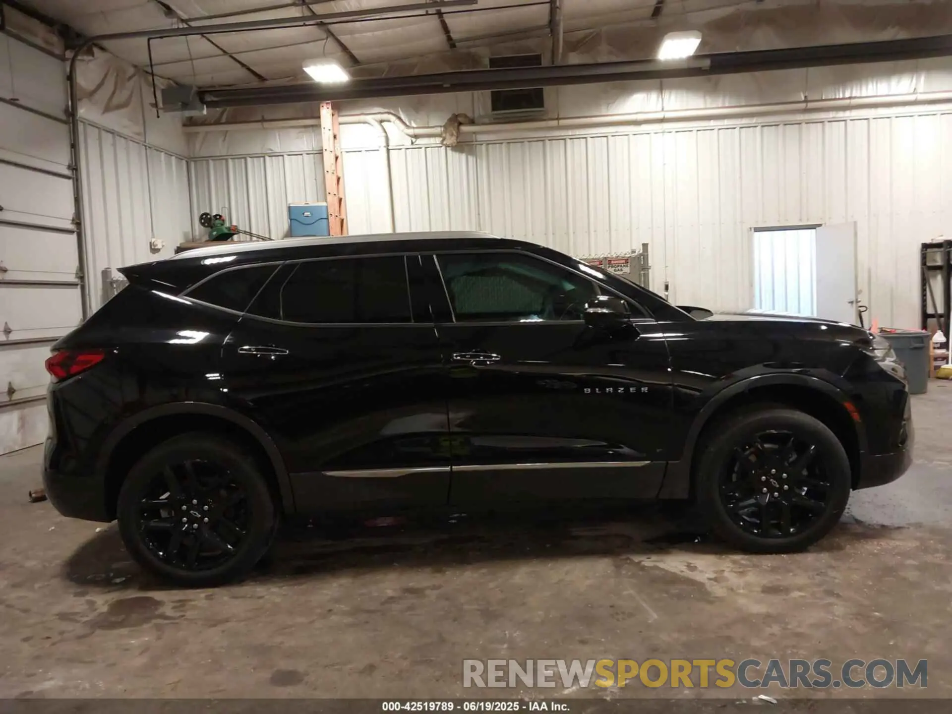 13 Photograph of a damaged car 3GNKBLRS5NS169964 CHEVROLET BLAZER 2022