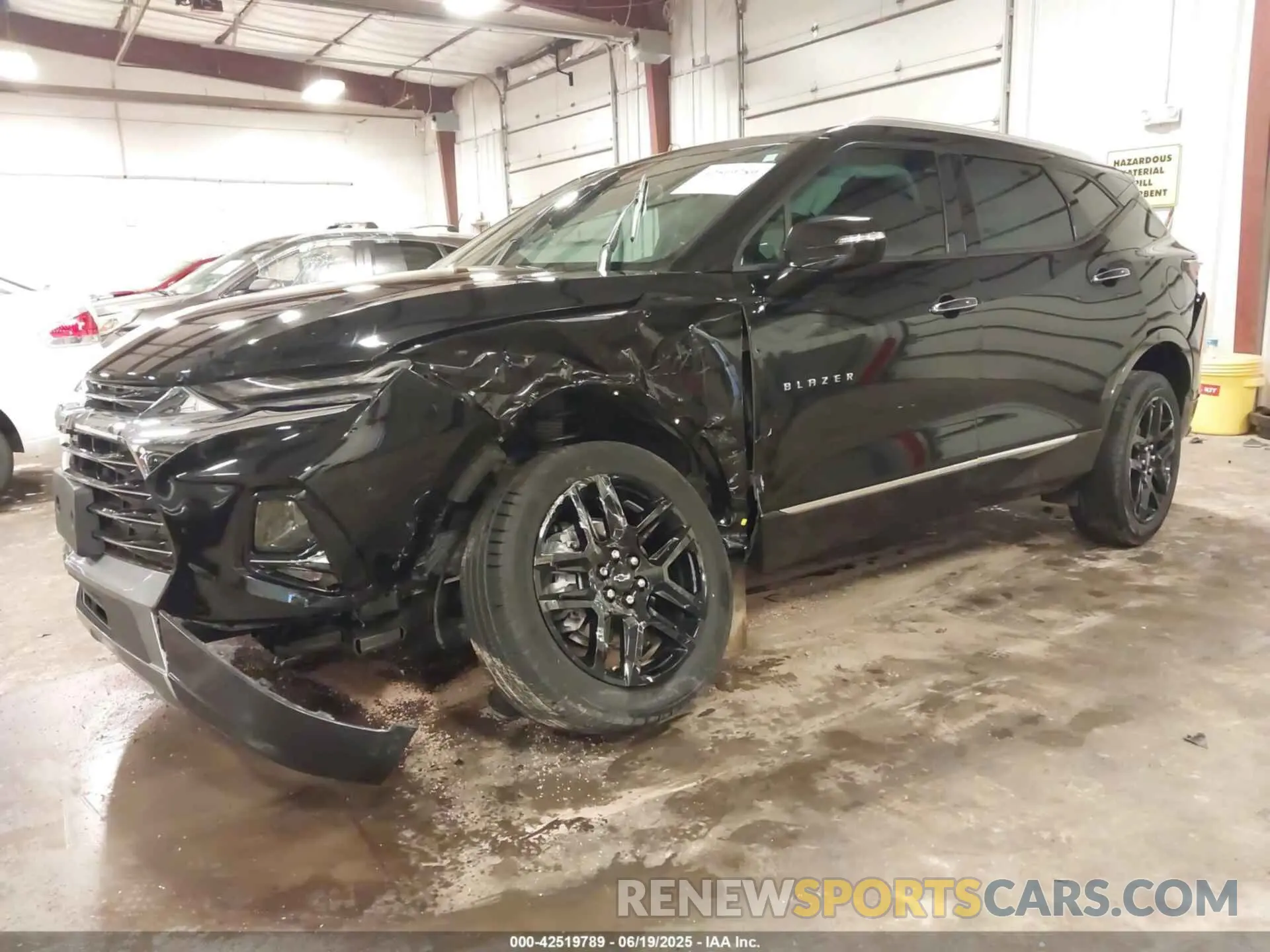 2 Photograph of a damaged car 3GNKBLRS5NS169964 CHEVROLET BLAZER 2022