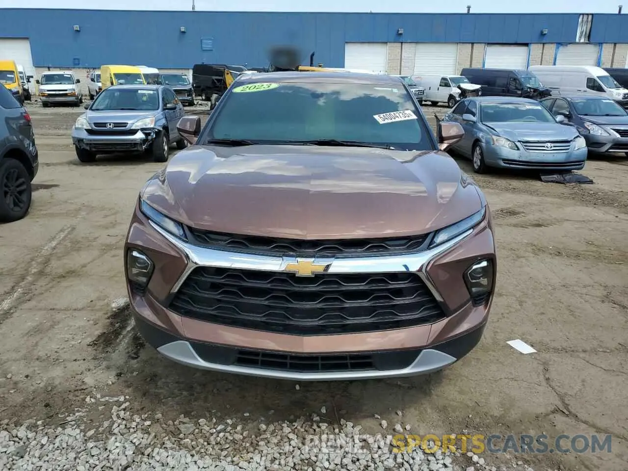 5 Фотография поврежденного автомобиля 3GNKBCR43PS159485 CHEVROLET BLAZER 2023
