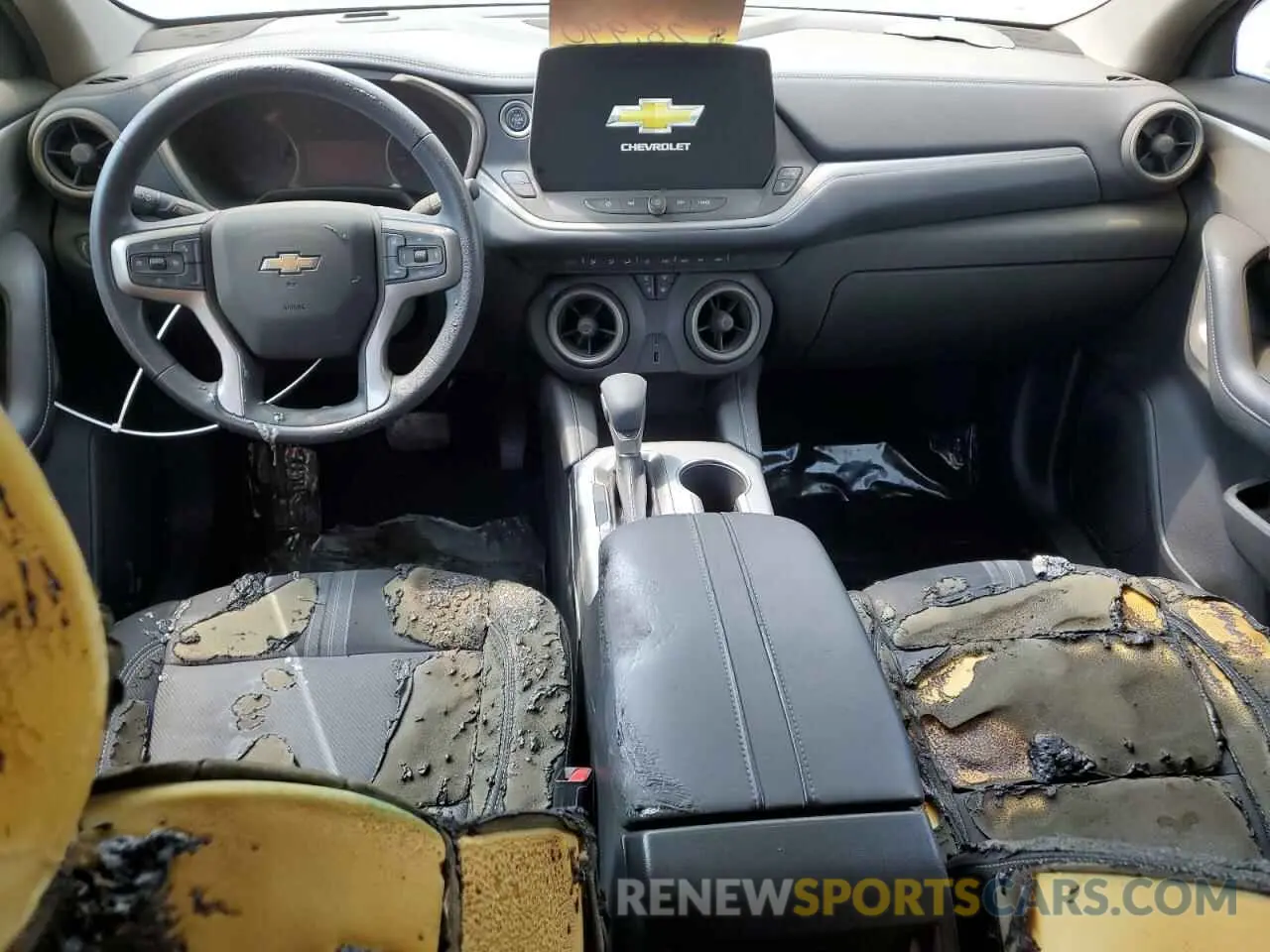 8 Фотография поврежденного автомобиля 3GNKBCR43PS159485 CHEVROLET BLAZER 2023