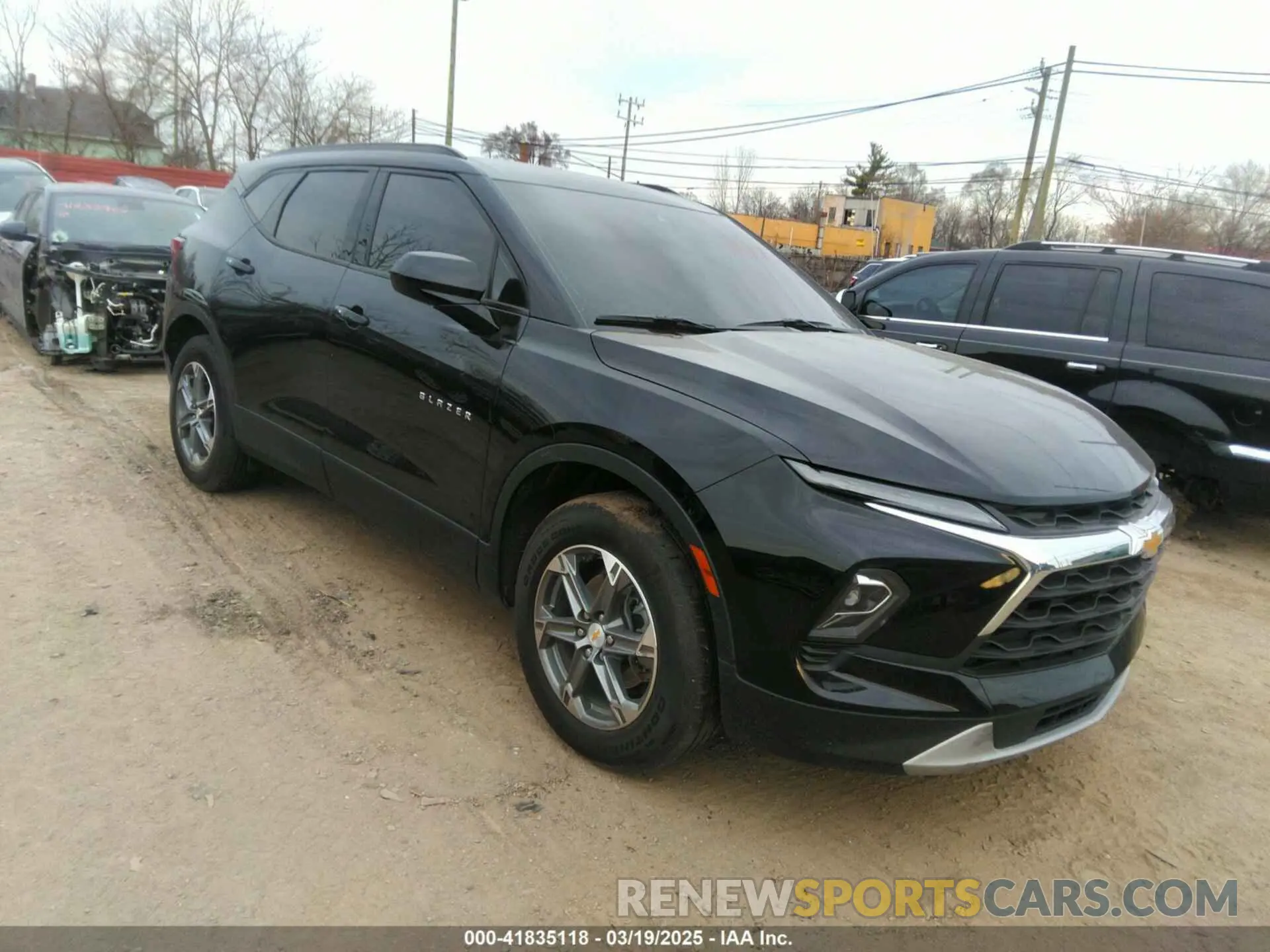 1 Photograph of a damaged car 3GNKBCR44PS220357 CHEVROLET BLAZER 2023