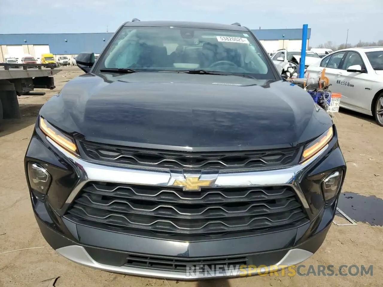 5 Фотография поврежденного автомобиля 3GNKBCR49PS235324 CHEVROLET BLAZER 2023