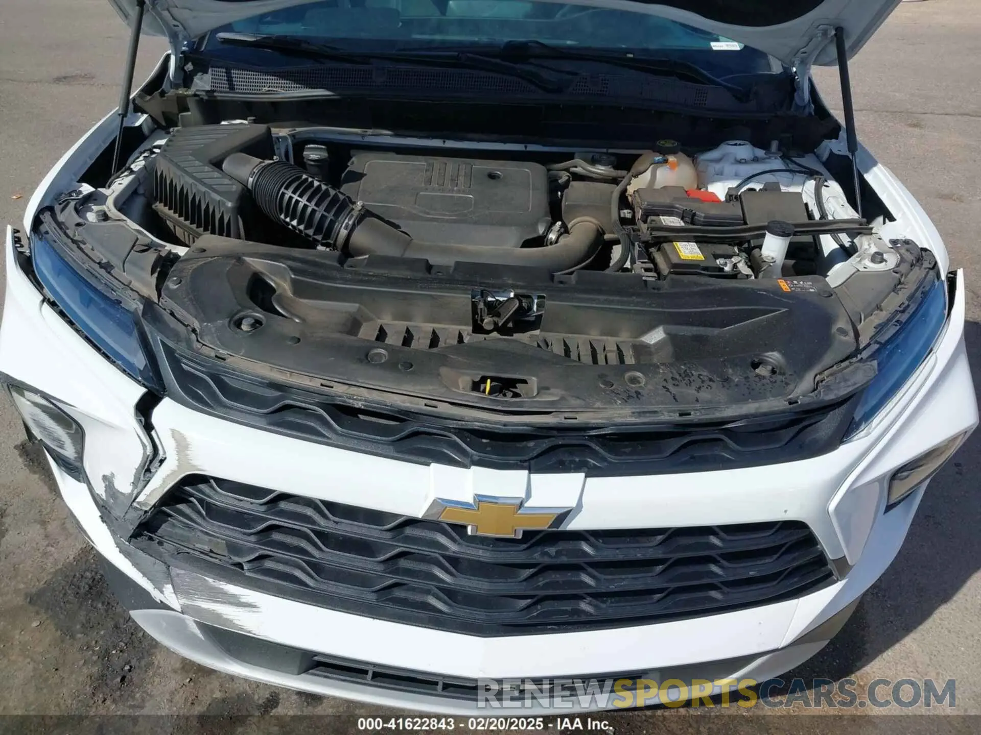 10 Фотография поврежденного автомобиля 3GNKBCR4XPS116844 CHEVROLET BLAZER 2023