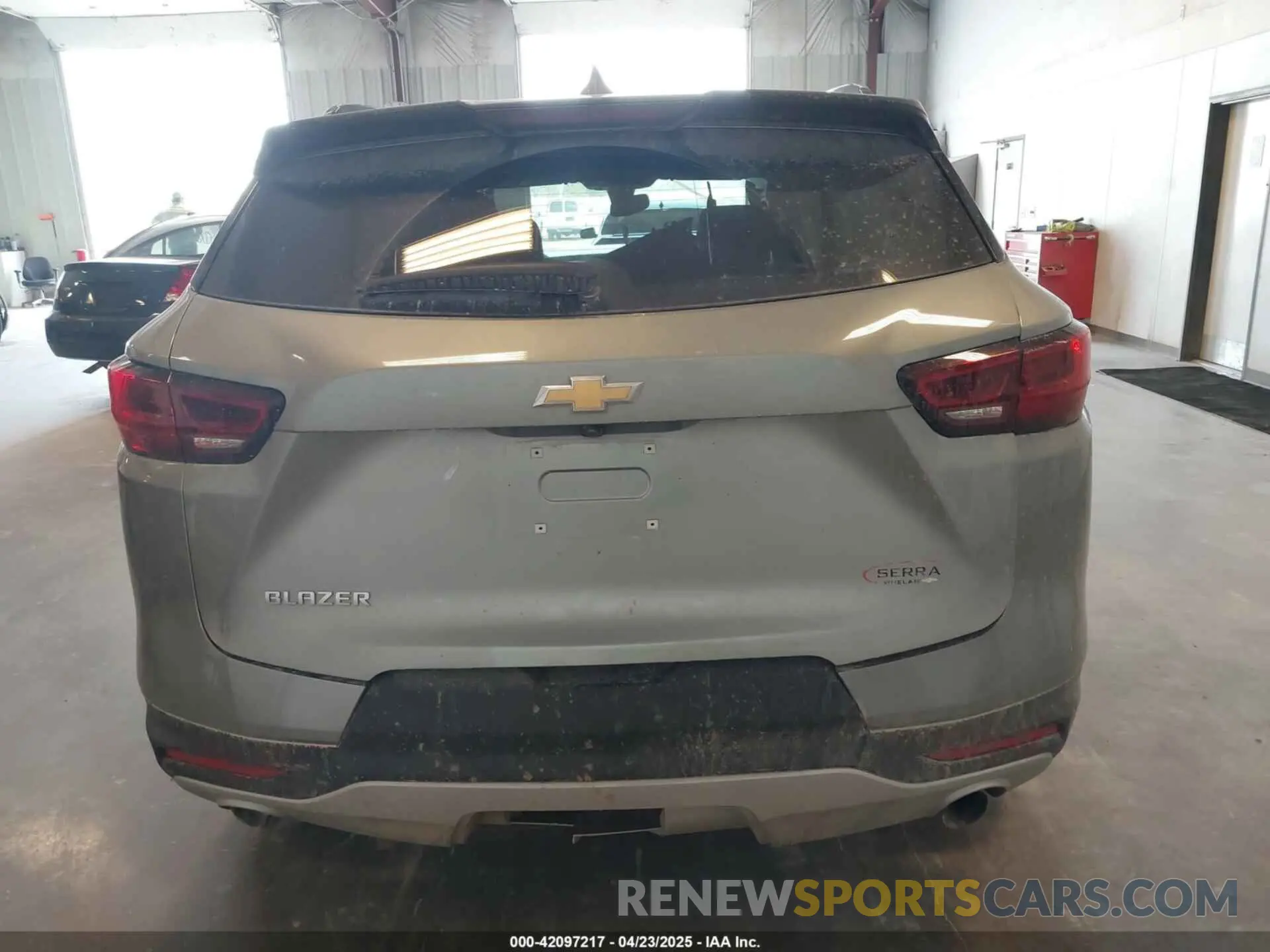 16 Фотография поврежденного автомобиля 3GNKBCR4XPS214756 CHEVROLET BLAZER 2023