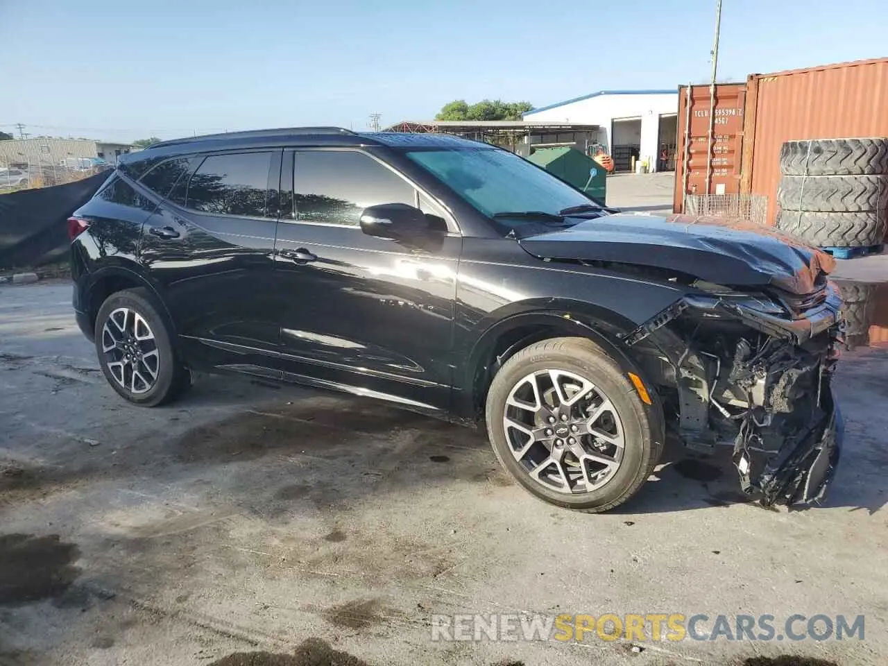 4 Photograph of a damaged car 3GNKBERS3PS190889 CHEVROLET BLAZER 2023