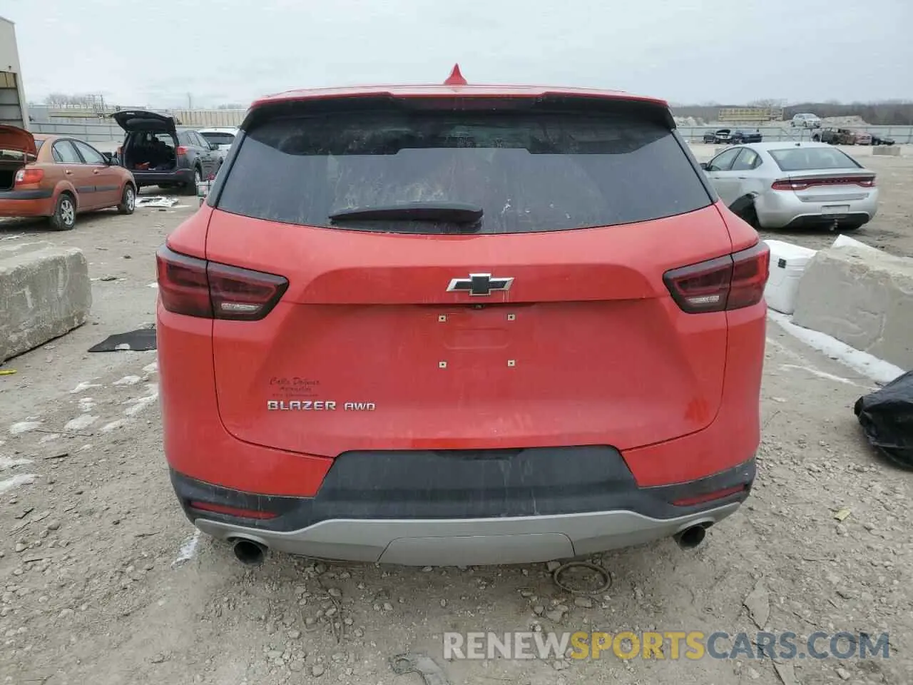 6 Фотография поврежденного автомобиля 3GNKBHR42PS227899 CHEVROLET BLAZER 2023