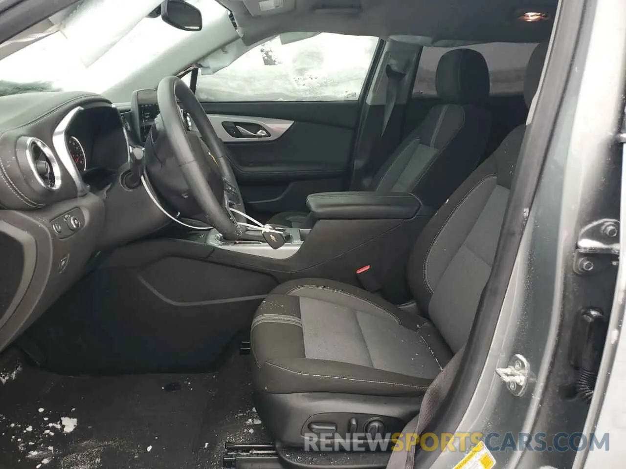 7 Фотография поврежденного автомобиля 3GNKBHR45PS220672 CHEVROLET BLAZER 2023
