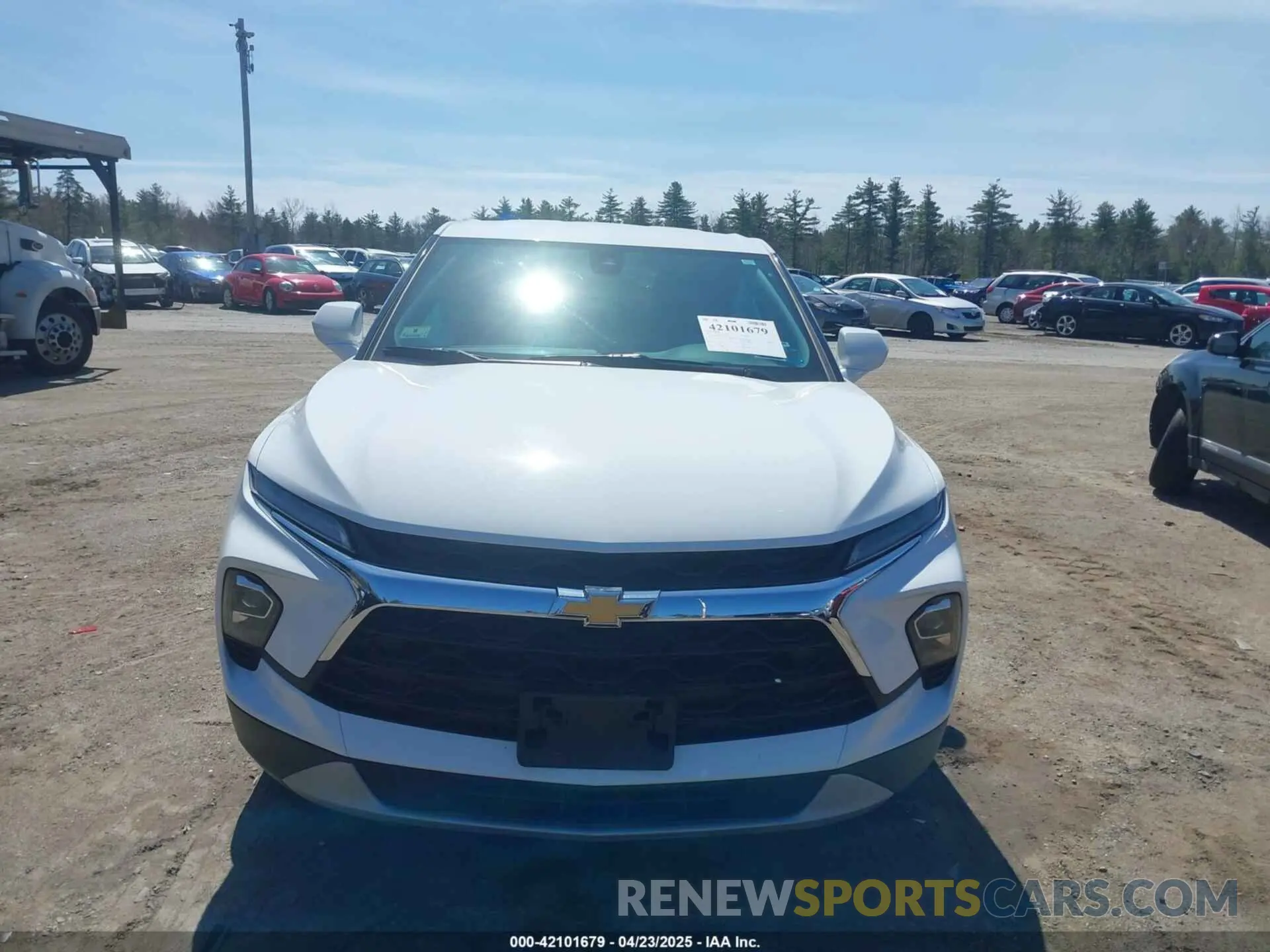 12 Photograph of a damaged car 3GNKBHR4XPS220814 CHEVROLET BLAZER 2023