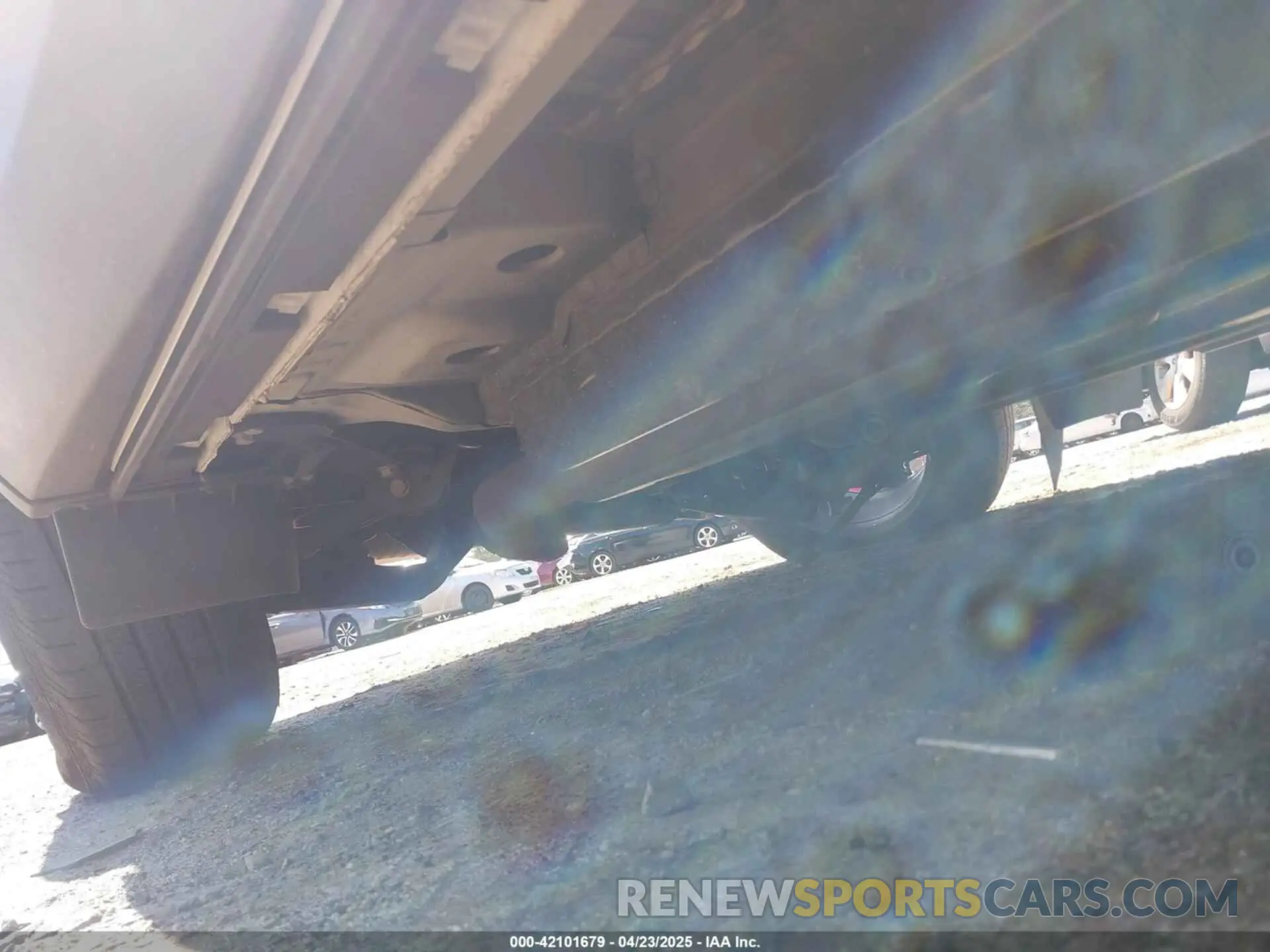 19 Photograph of a damaged car 3GNKBHR4XPS220814 CHEVROLET BLAZER 2023