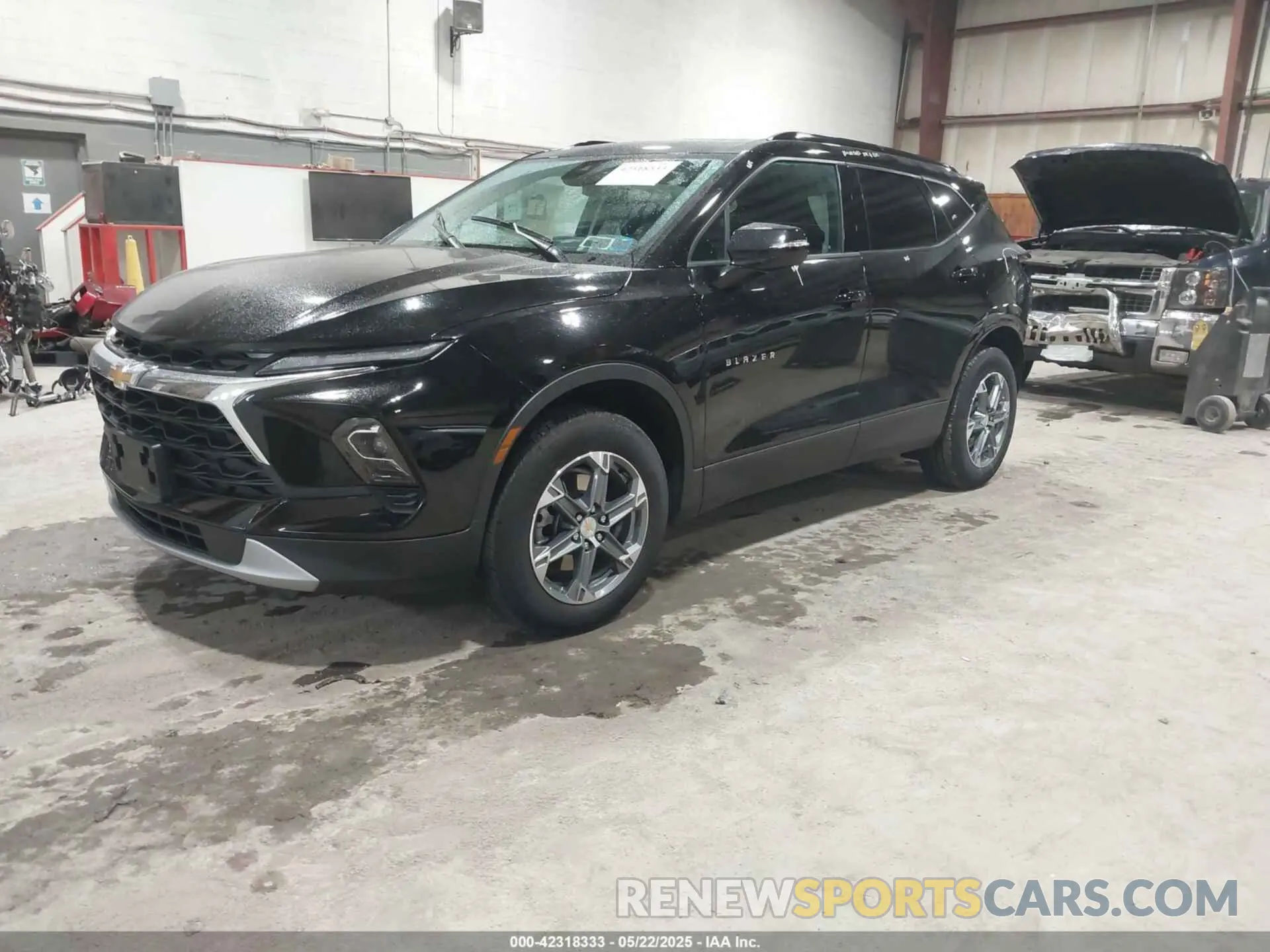 2 Photograph of a damaged car 3GNKBJR45PS234918 CHEVROLET BLAZER 2023