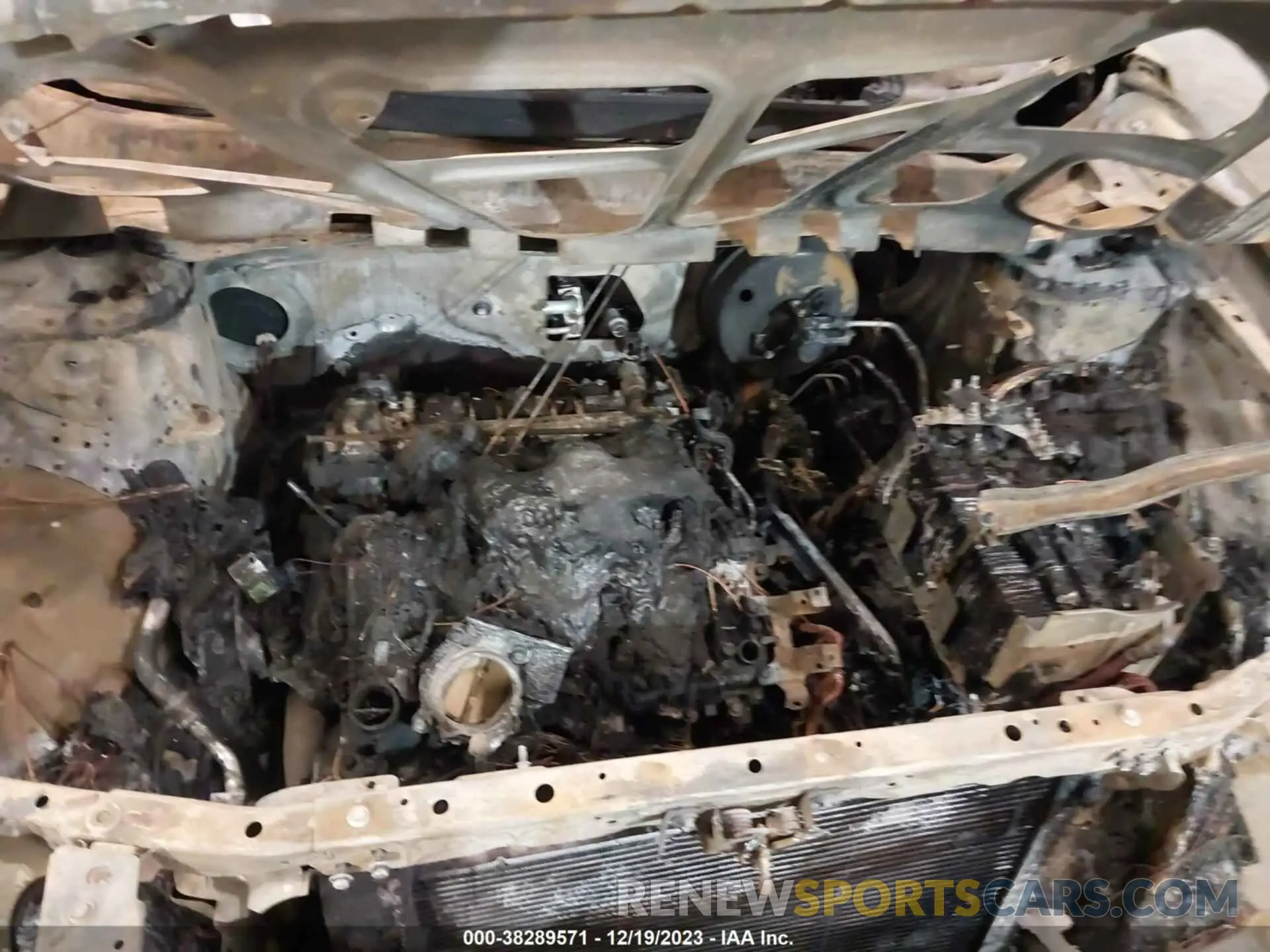 10 Photograph of a damaged car 3GNKBJRS5PS225361 CHEVROLET BLAZER 2023