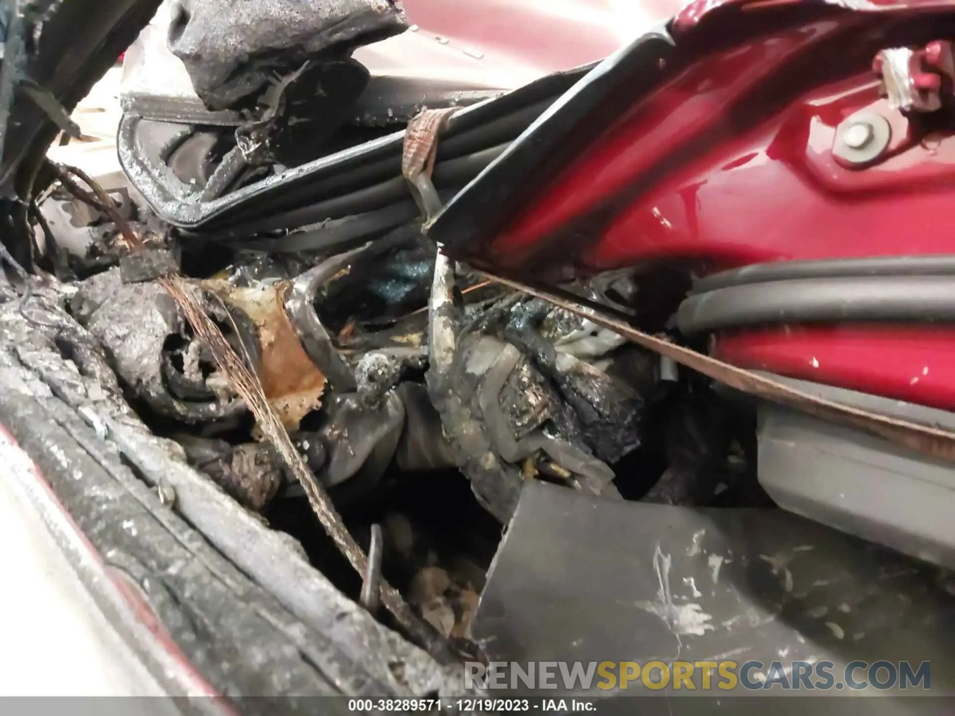 7 Photograph of a damaged car 3GNKBJRS5PS225361 CHEVROLET BLAZER 2023
