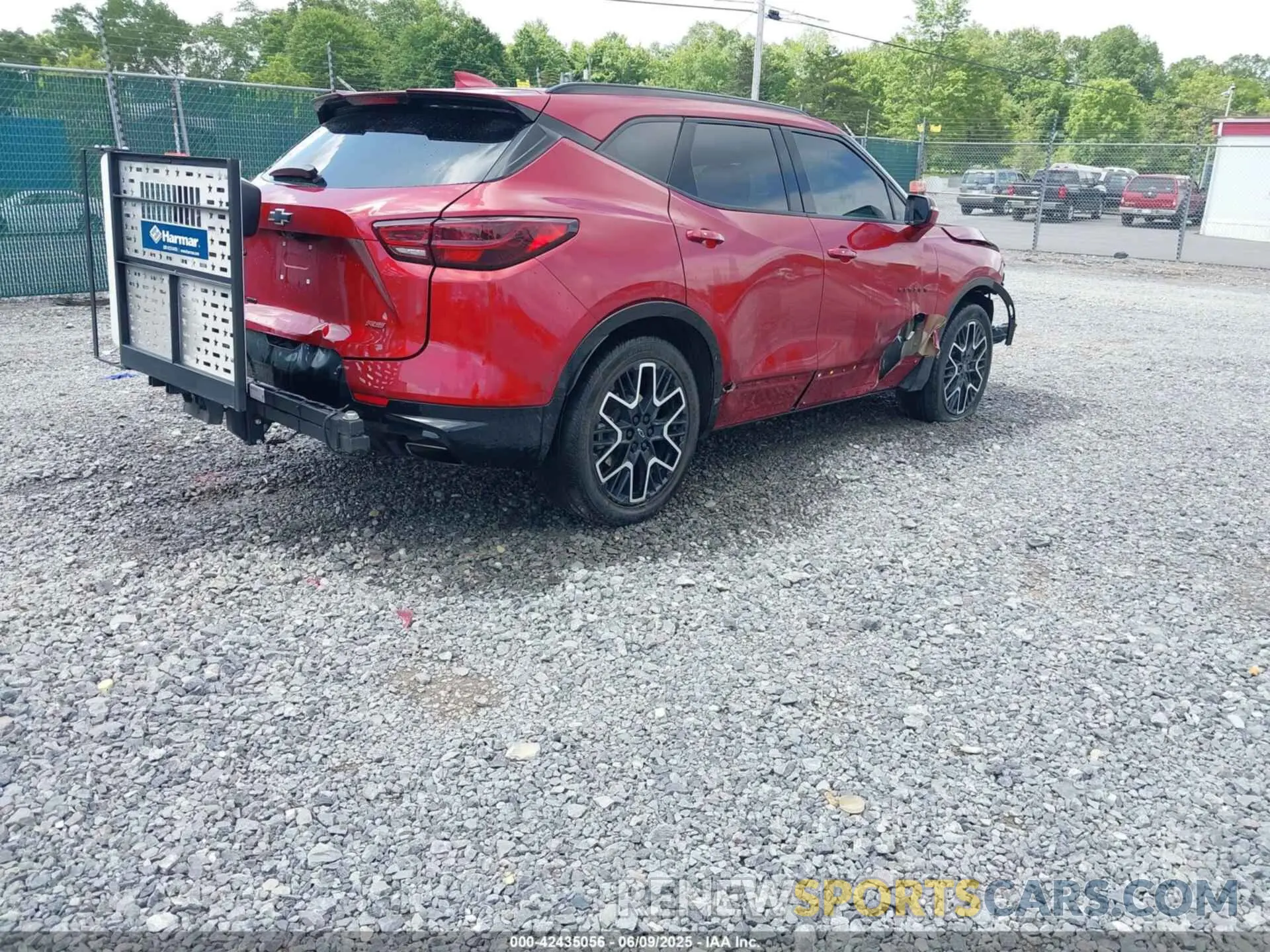 4 Photograph of a damaged car 3GNKBKRS4PS128545 CHEVROLET BLAZER 2023