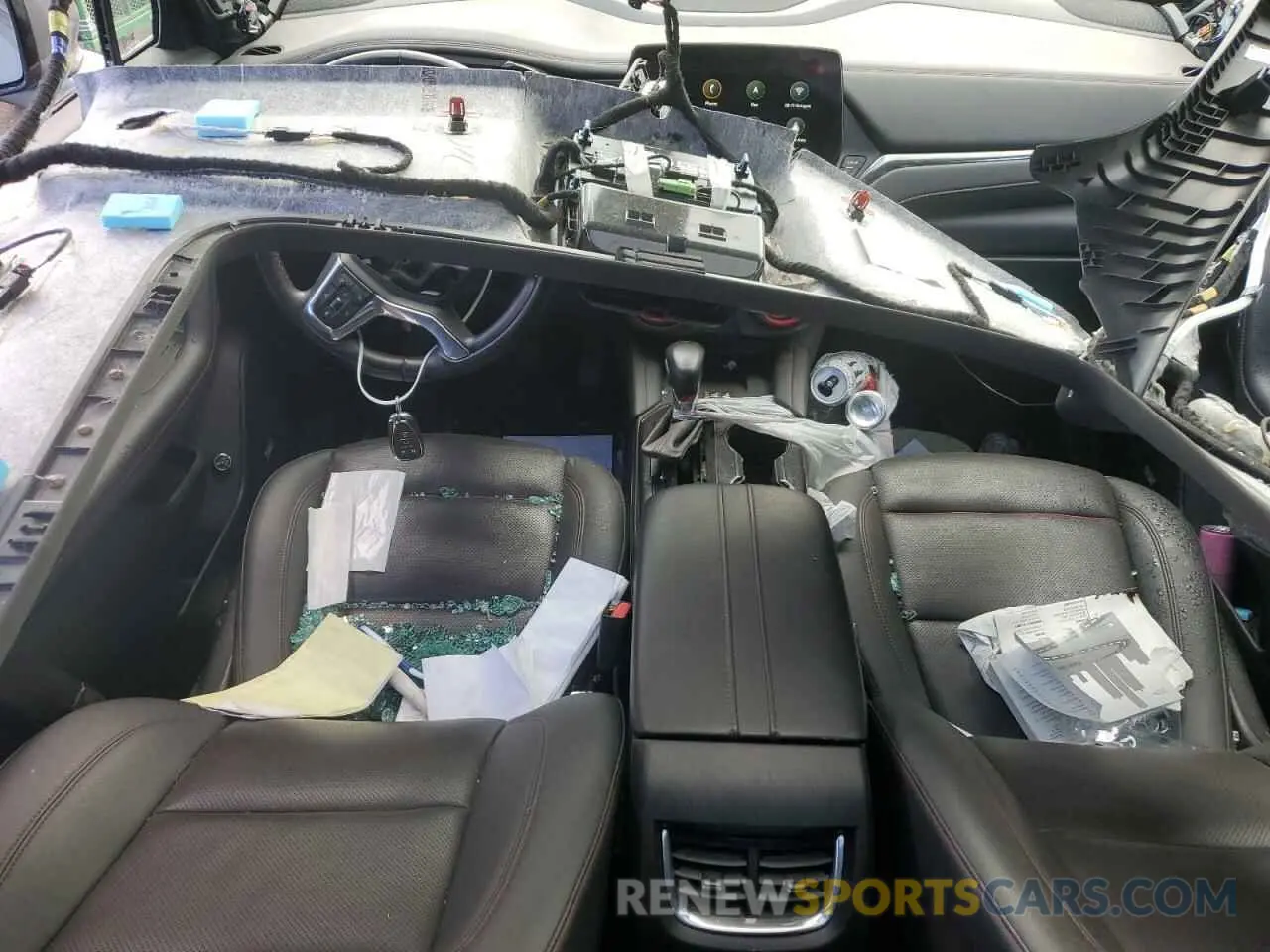 8 Photograph of a damaged car 3GNKBKRS6PS149736 CHEVROLET BLAZER 2023