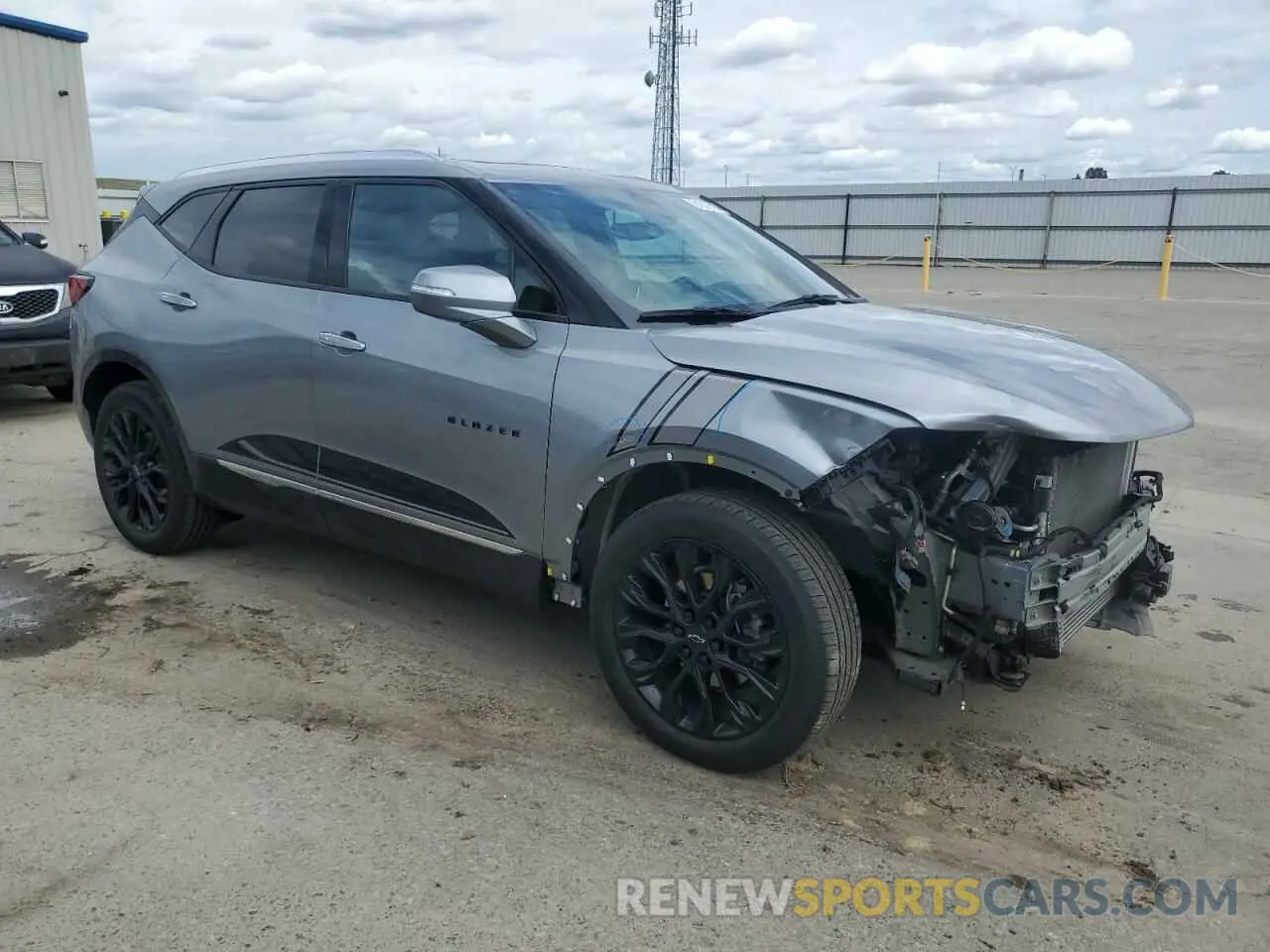 4 Photograph of a damaged car 3GNKBLR48PS179280 CHEVROLET BLAZER 2023