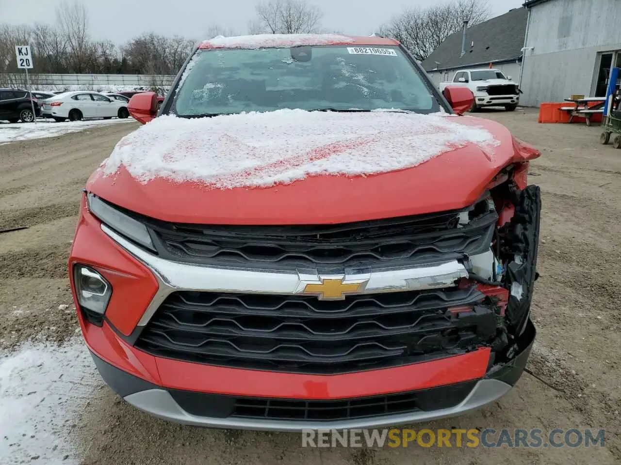 5 Фотография поврежденного автомобиля 3GNKBCR44RS153424 CHEVROLET BLAZER 2024