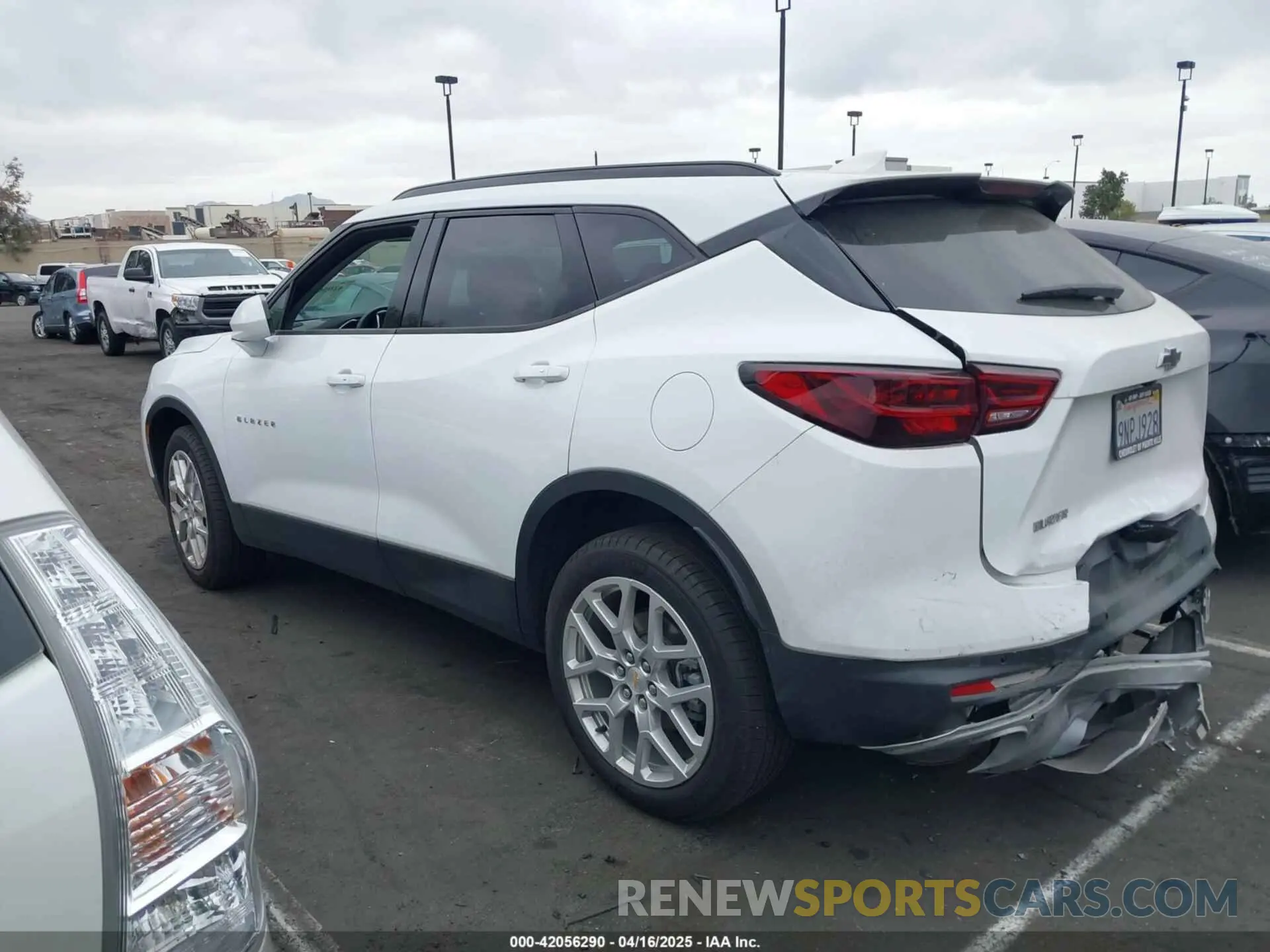 15 Photograph of a damaged car 3GNKBCR44RS277208 CHEVROLET BLAZER 2024