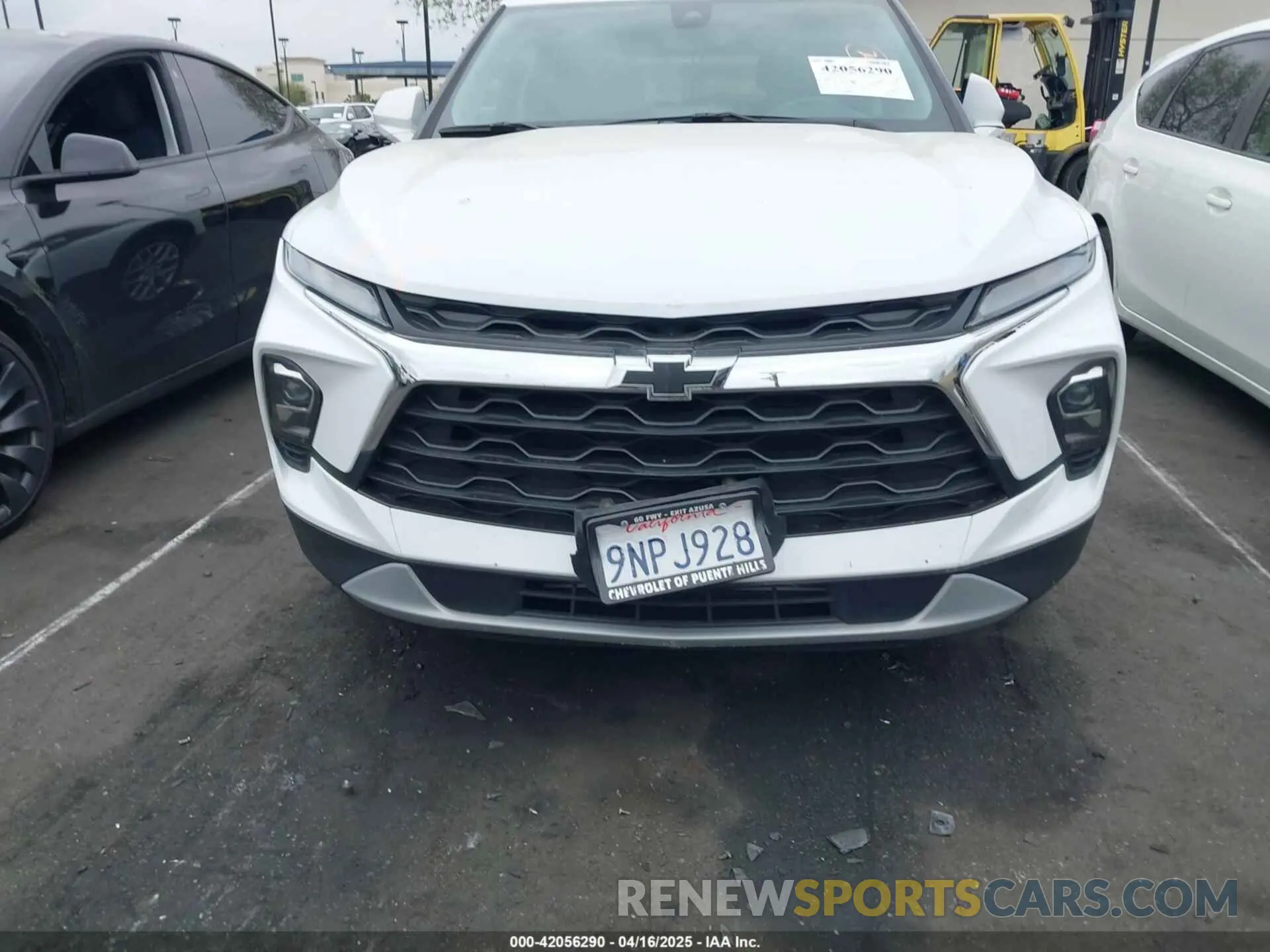 6 Photograph of a damaged car 3GNKBCR44RS277208 CHEVROLET BLAZER 2024