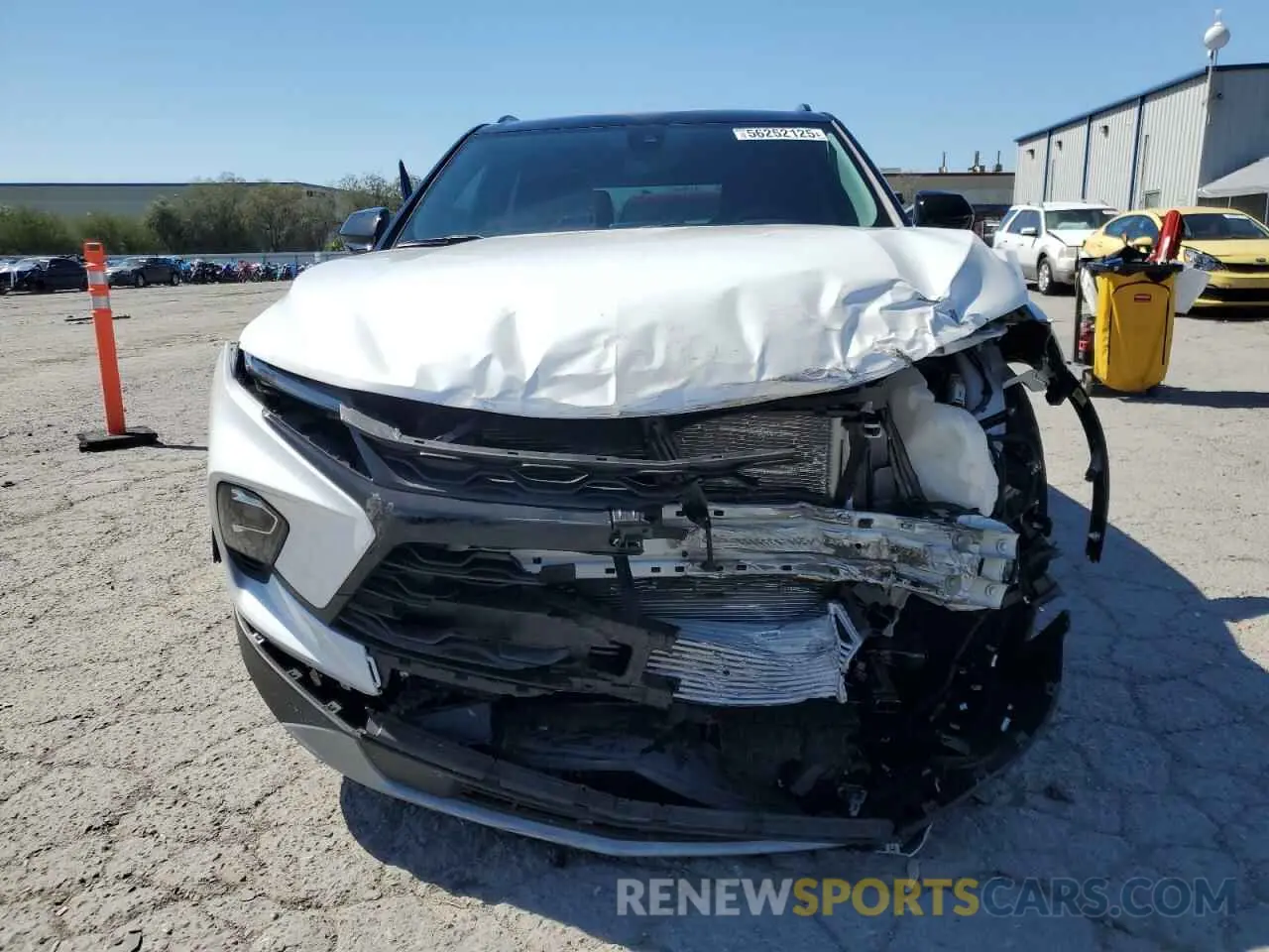 5 Фотография поврежденного автомобиля 3GNKBCR45RS170796 CHEVROLET BLAZER 2024