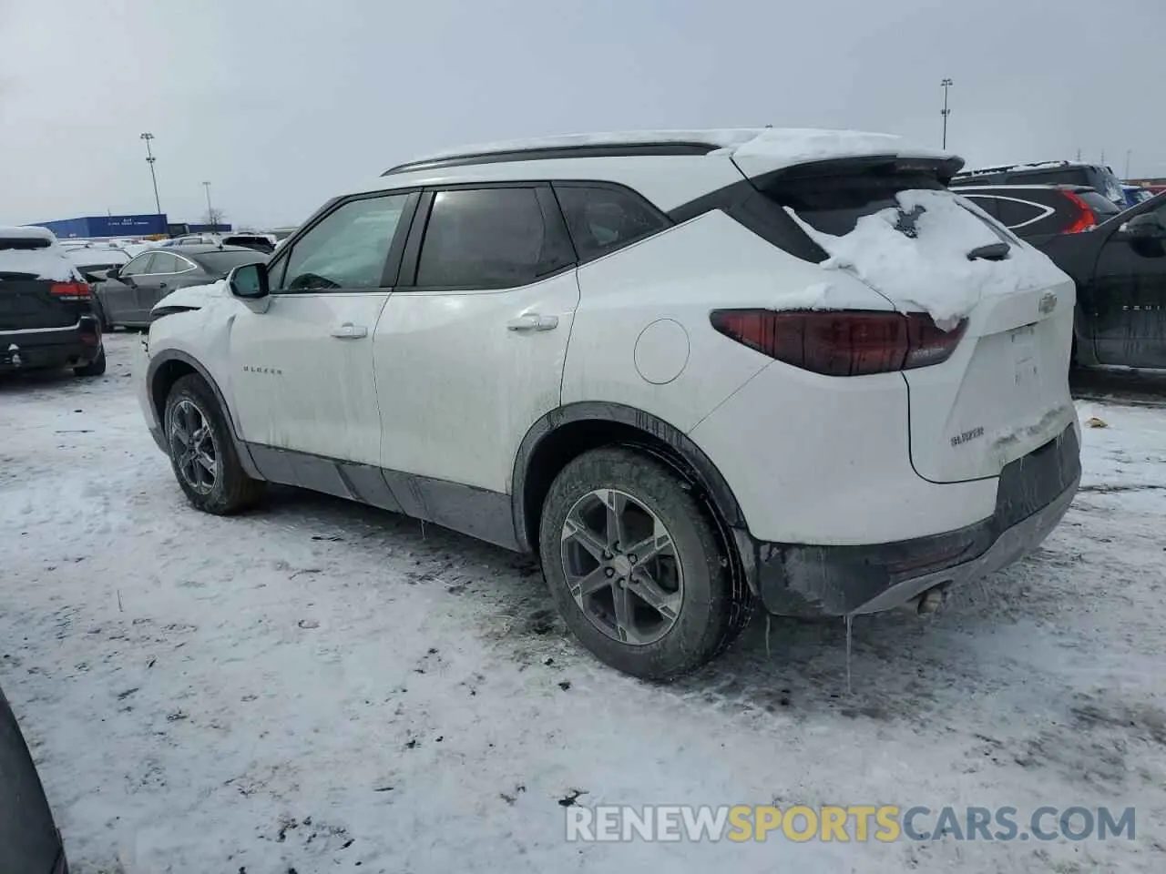 2 Photograph of a damaged car 3GNKBCR46RS183542 CHEVROLET BLAZER 2024