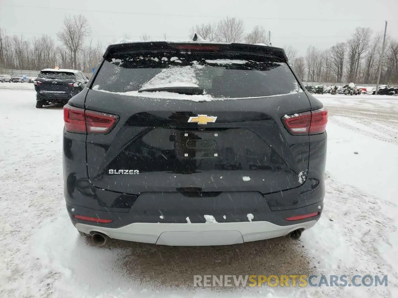 6 Photograph of a damaged car 3GNKBCR46RS243304 CHEVROLET BLAZER 2024