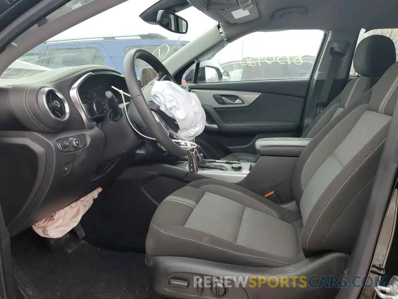 7 Photograph of a damaged car 3GNKBCR46RS243304 CHEVROLET BLAZER 2024
