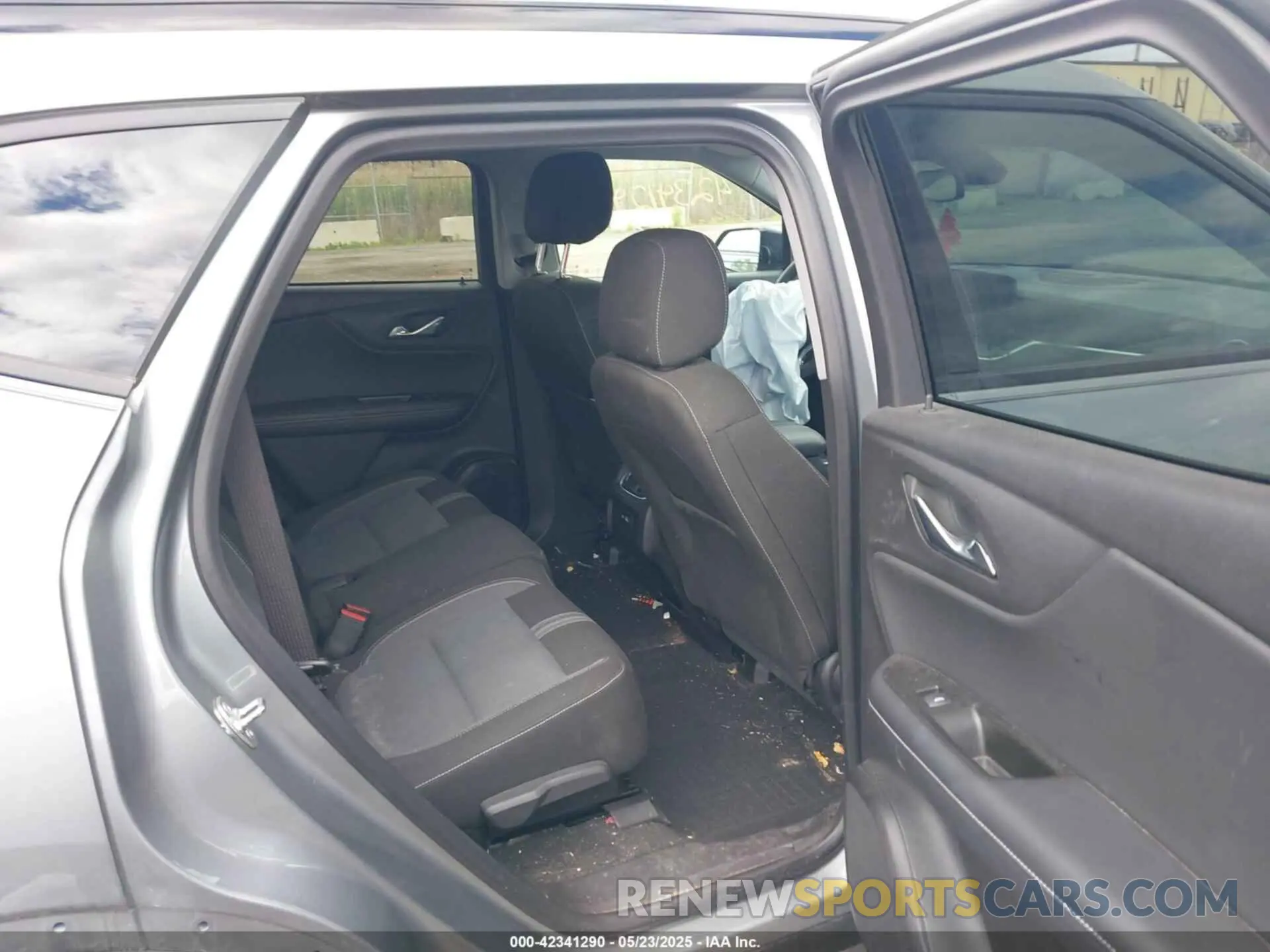 8 Photograph of a damaged car 3GNKBCR48RS203810 CHEVROLET BLAZER 2024