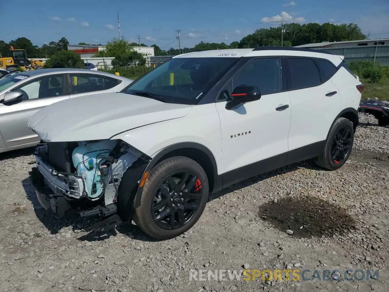 1 Фотография поврежденного автомобиля 3GNKBCR48RS248777 CHEVROLET BLAZER 2024
