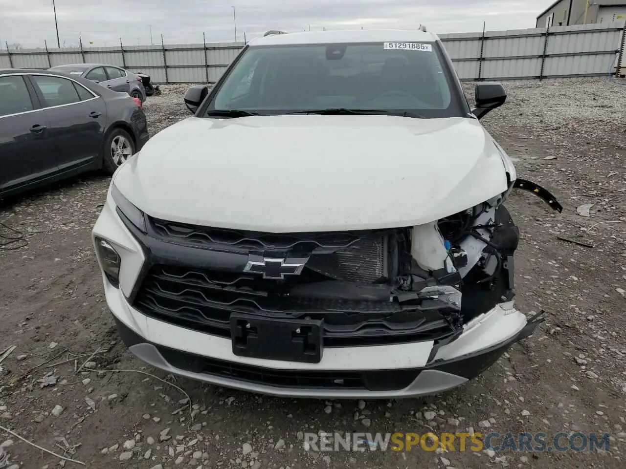 5 Photograph of a damaged car 3GNKBCR4XRS207521 CHEVROLET BLAZER 2024