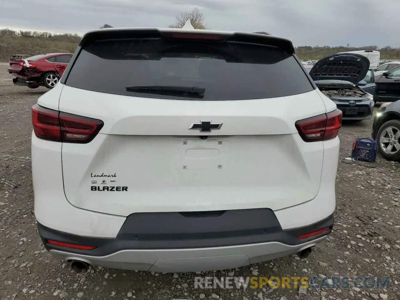 6 Photograph of a damaged car 3GNKBCR4XRS207521 CHEVROLET BLAZER 2024