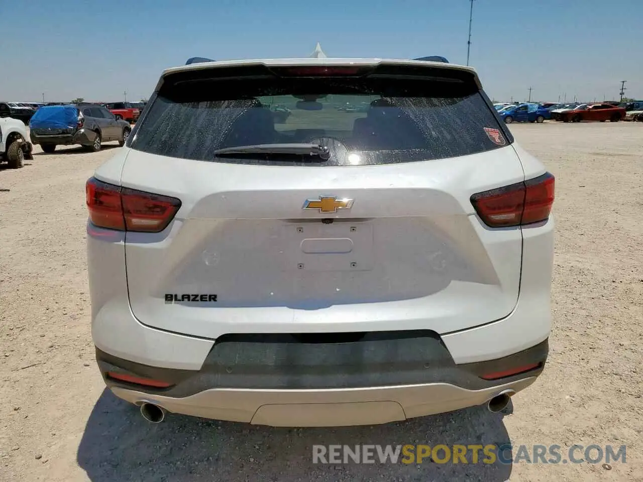 6 Photograph of a damaged car 3GNKBDR44RS186042 CHEVROLET BLAZER 2024