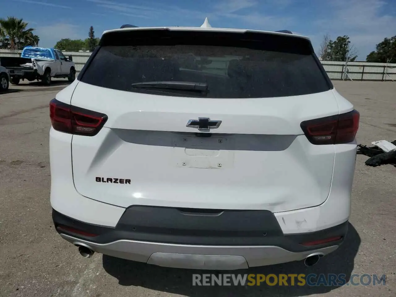 6 Photograph of a damaged car 3GNKBDRS1RS219190 CHEVROLET BLAZER 2024