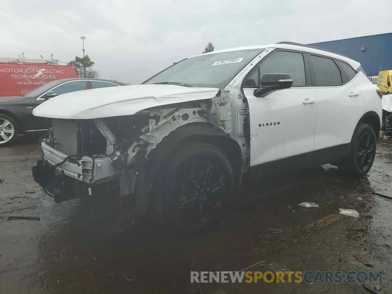 1 Фотография поврежденного автомобиля 3GNKBDRS4RS159079 CHEVROLET BLAZER 2024