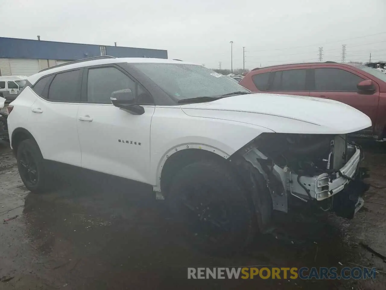 4 Фотография поврежденного автомобиля 3GNKBDRS4RS159079 CHEVROLET BLAZER 2024