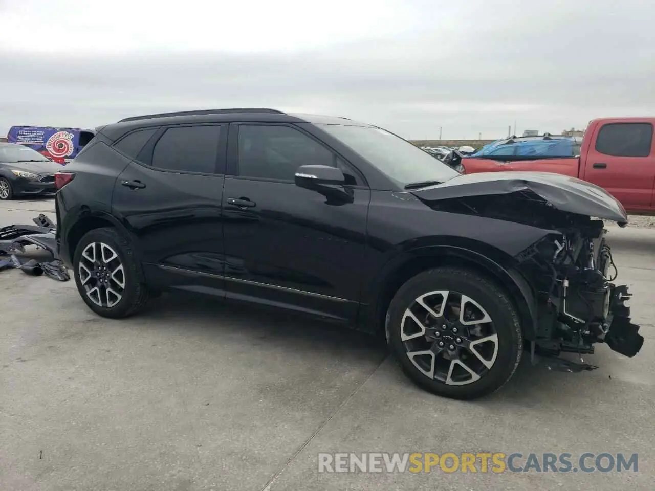 4 Photograph of a damaged car 3GNKBERS4RS131210 CHEVROLET BLAZER 2024