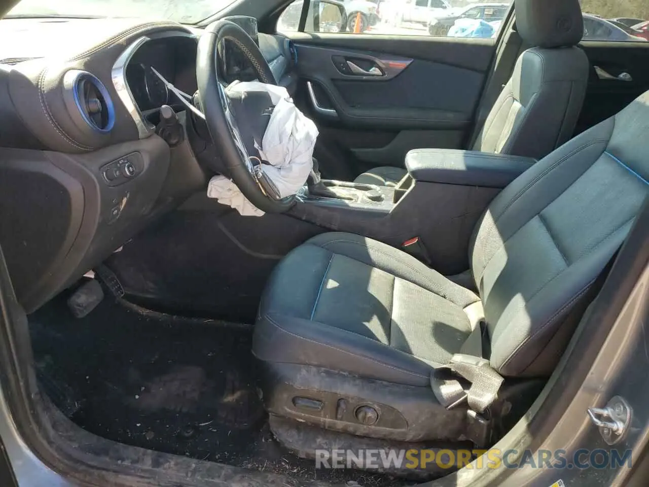 7 Photograph of a damaged car 3GNKBERS7RS172074 CHEVROLET BLAZER 2024