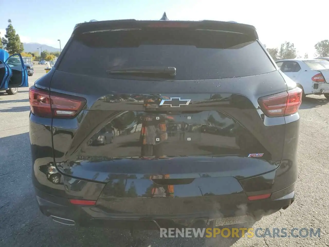 6 Photograph of a damaged car 3GNKBERS8RS175601 CHEVROLET BLAZER 2024