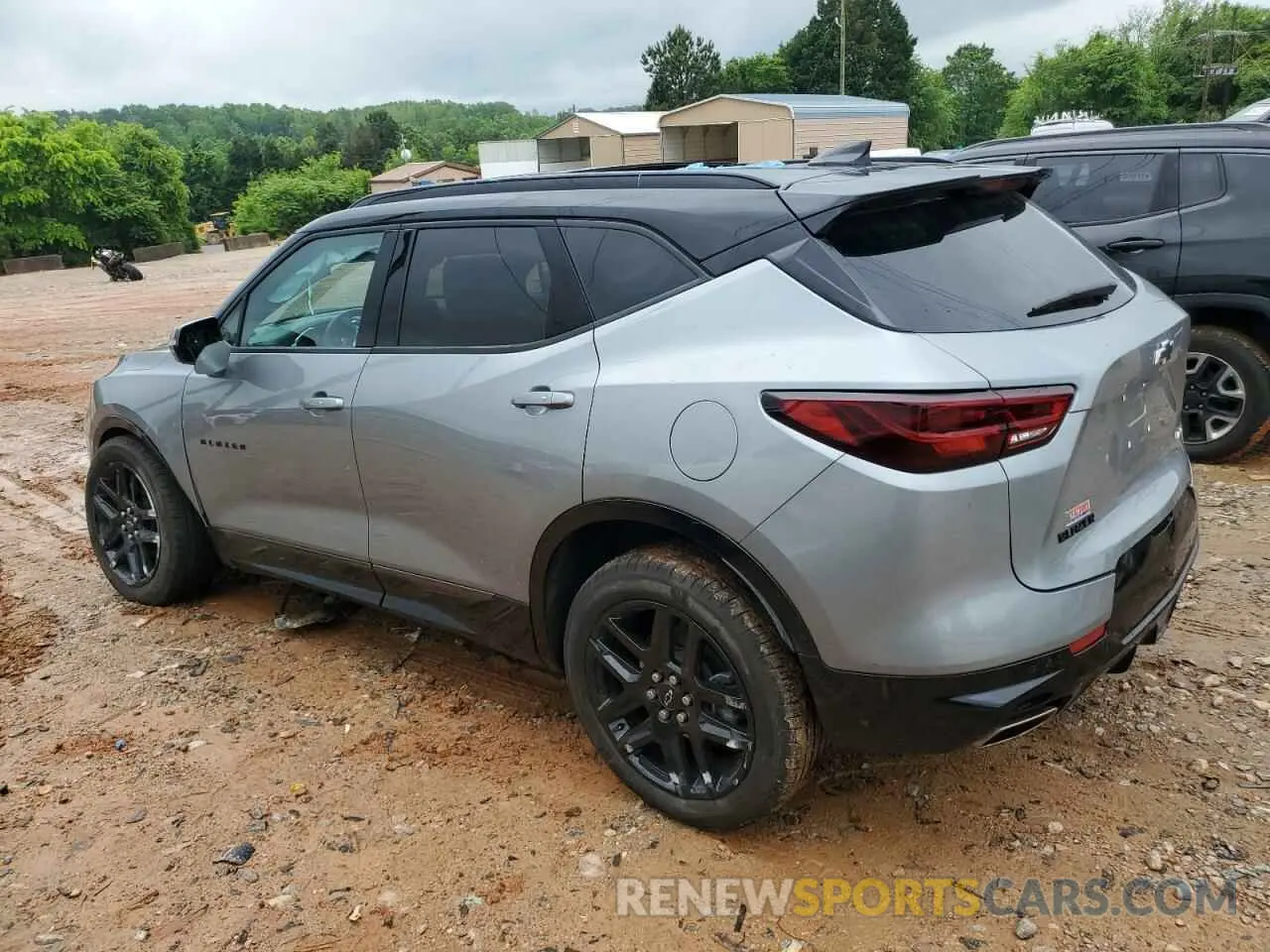 2 Фотография поврежденного автомобиля 3GNKBERS9RS190172 CHEVROLET BLAZER 2024