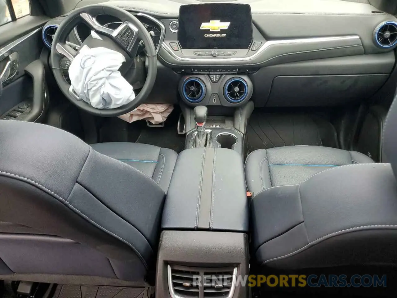 8 Фотография поврежденного автомобиля 3GNKBERS9RS190172 CHEVROLET BLAZER 2024