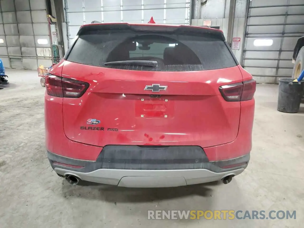 6 Photograph of a damaged car 3GNKBJR44RS171295 CHEVROLET BLAZER 2024
