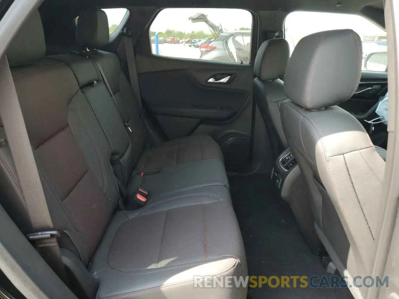 11 Фотография поврежденного автомобиля 3GNKBKRS1RS223583 CHEVROLET BLAZER 2024