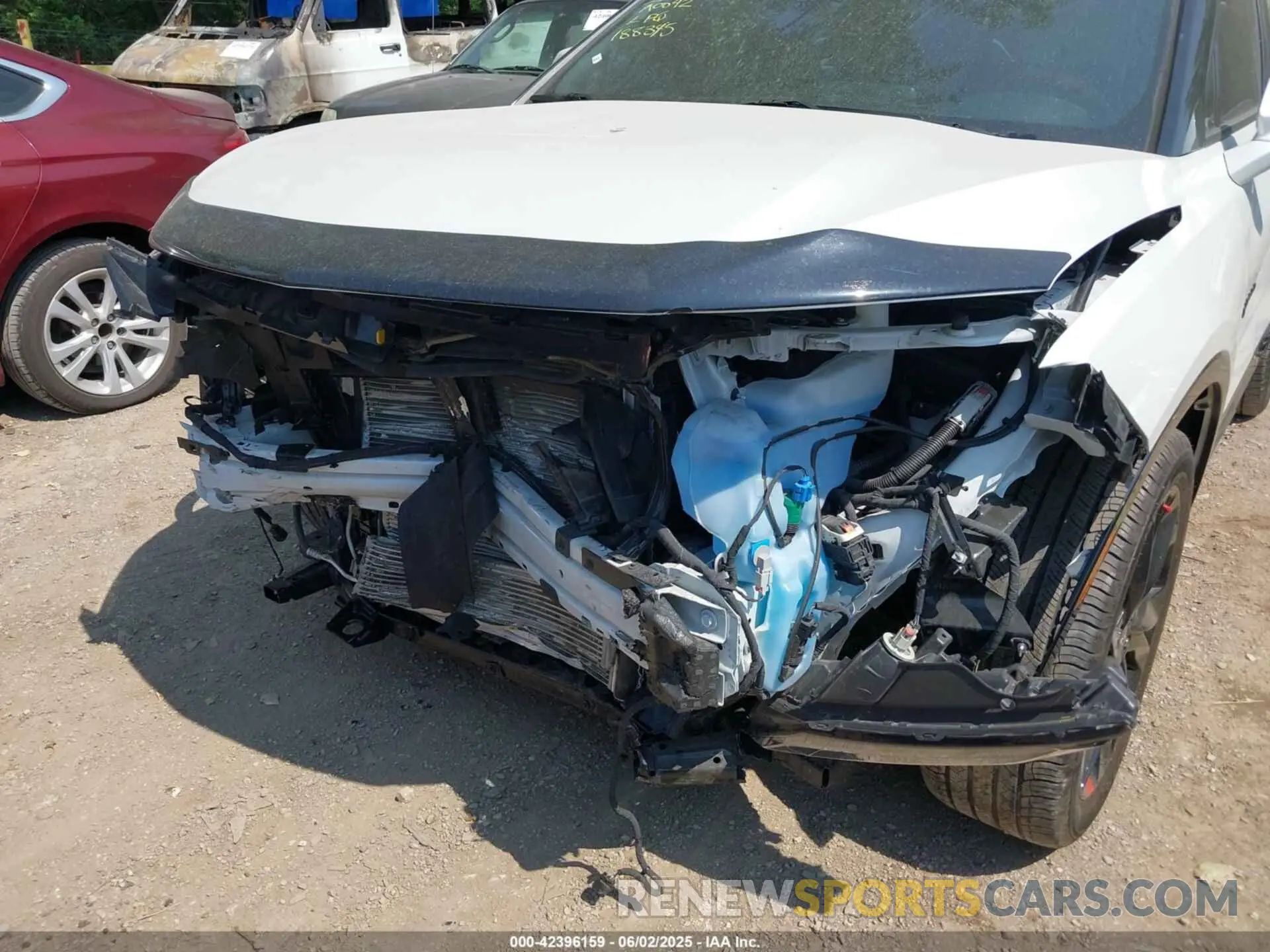 6 Photograph of a damaged car 3GNKBKRS6RS188345 CHEVROLET BLAZER 2024