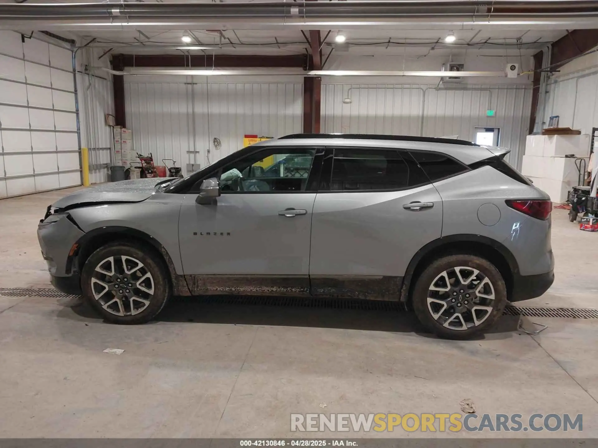 14 Фотография поврежденного автомобиля 3GNKBKRS7RS133533 CHEVROLET BLAZER 2024