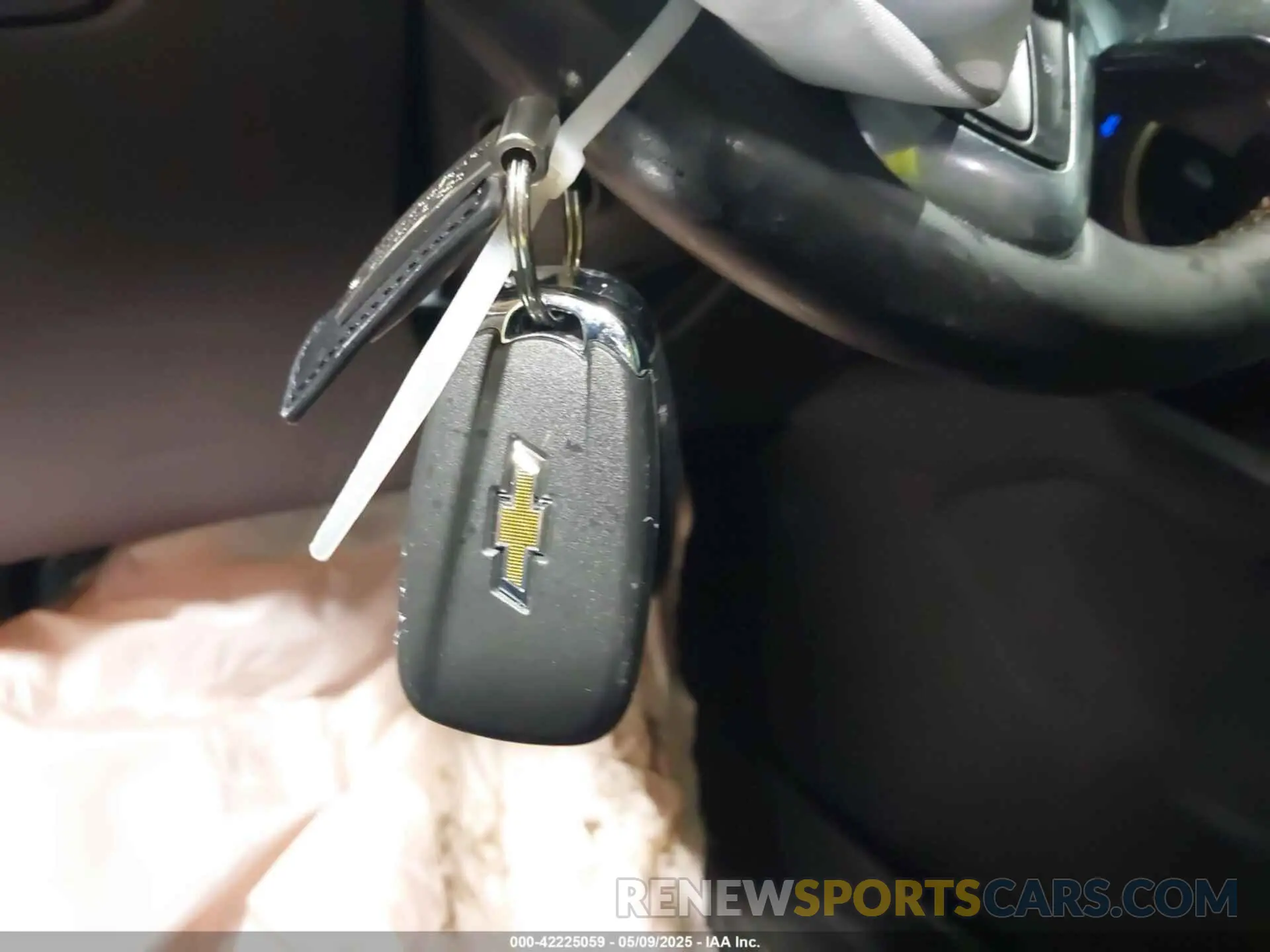 11 Photograph of a damaged car 3GNKBLRS6RS174905 CHEVROLET BLAZER 2024