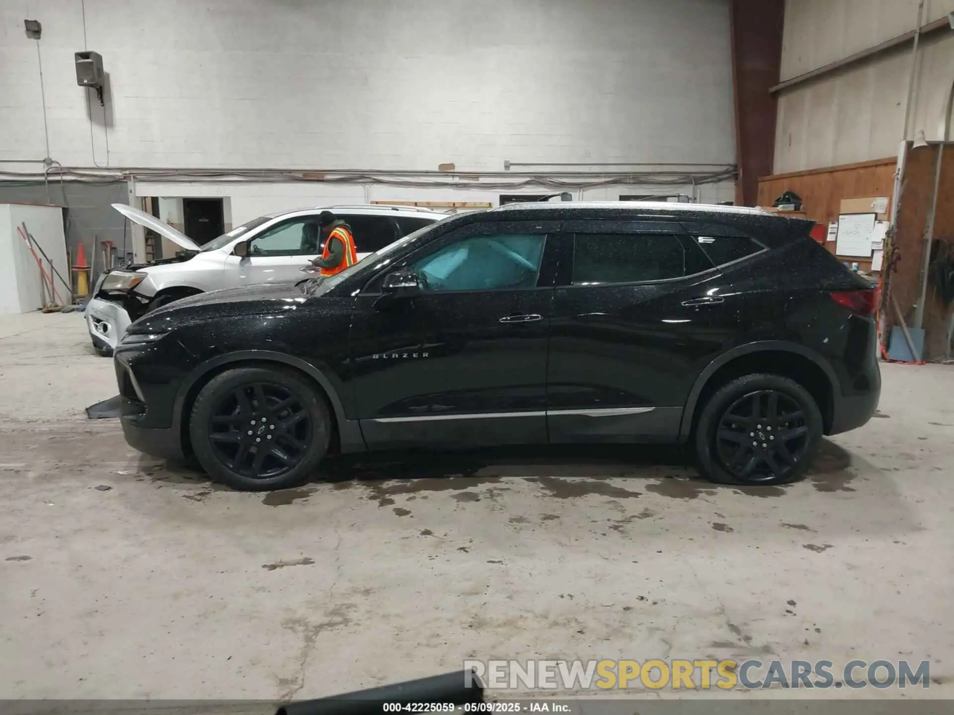 14 Photograph of a damaged car 3GNKBLRS6RS174905 CHEVROLET BLAZER 2024