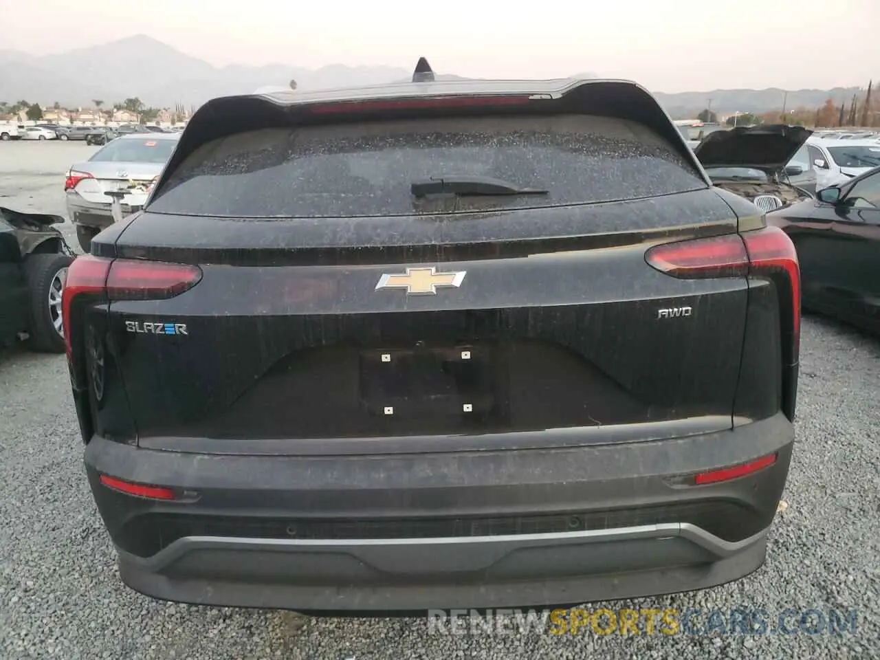 6 Фотография поврежденного автомобиля 3GNKDBRJ6RS233530 CHEVROLET BLAZER 2024