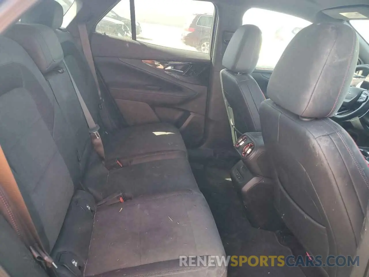 11 Photograph of a damaged car 3GNKDCRJ4RS217512 CHEVROLET BLAZER 2024
