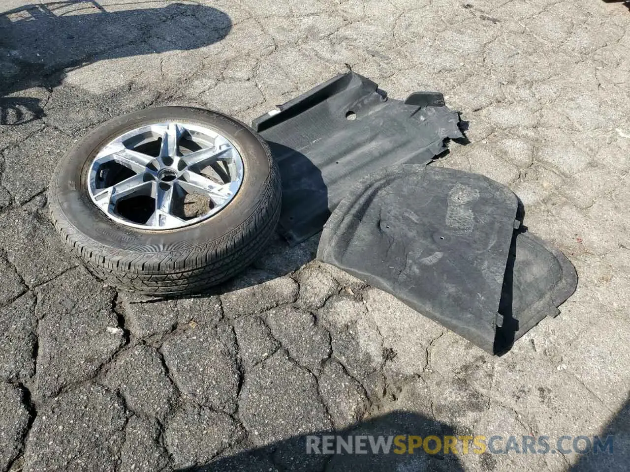 13 Photograph of a damaged car 3GNKBCR49SS159175 CHEVROLET BLAZER 2025