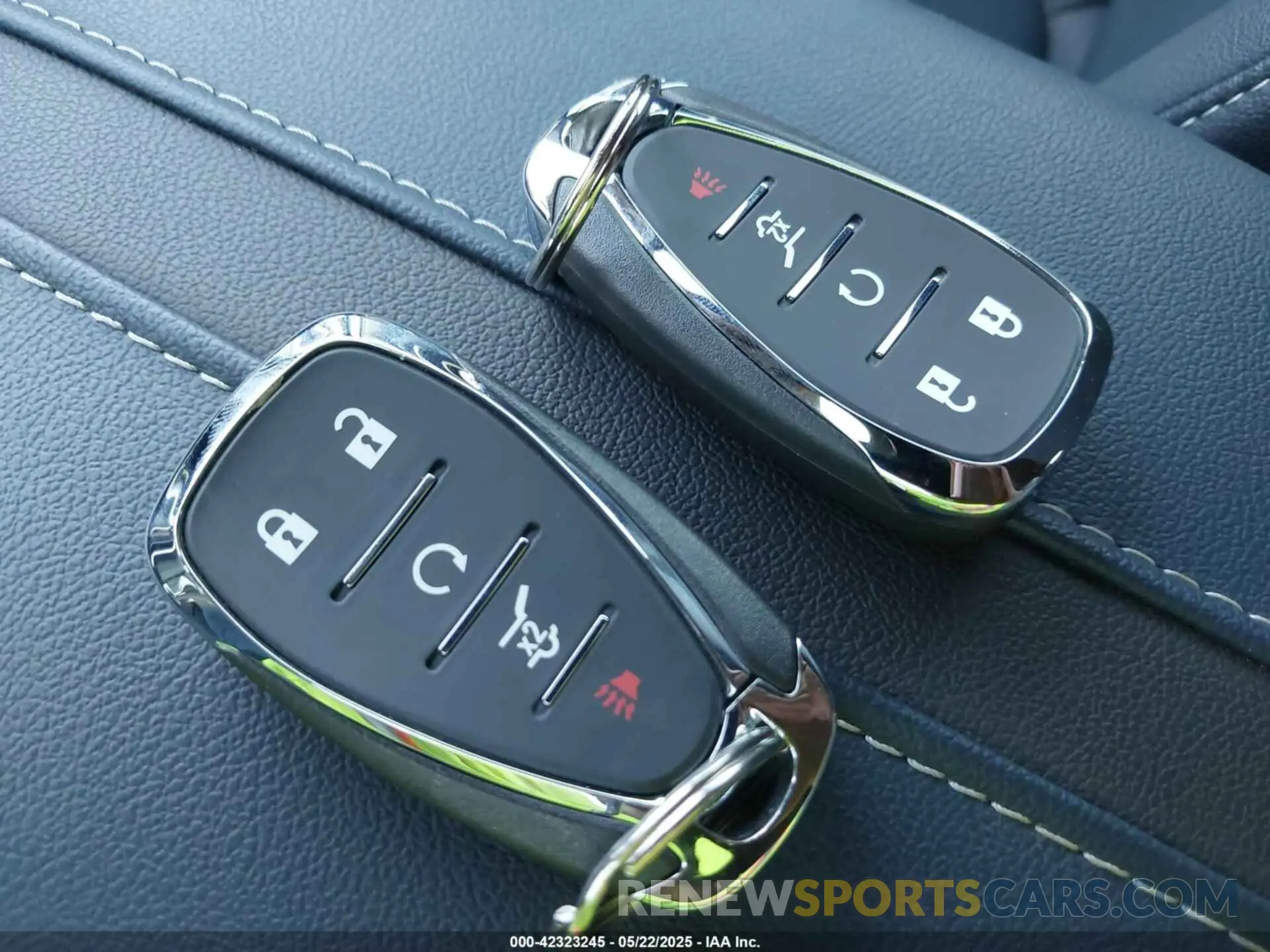 11 Фотография поврежденного автомобиля 3GNKBERS0SS137074 CHEVROLET BLAZER 2025